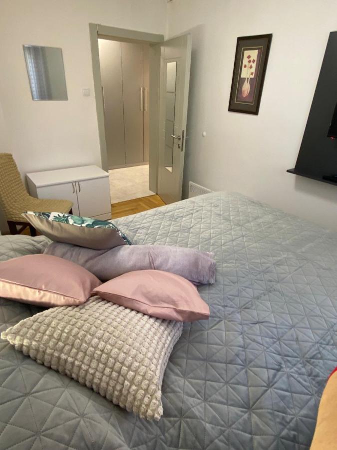 Santa Barbara Apartment เบลเกรด ภายนอก รูปภาพ