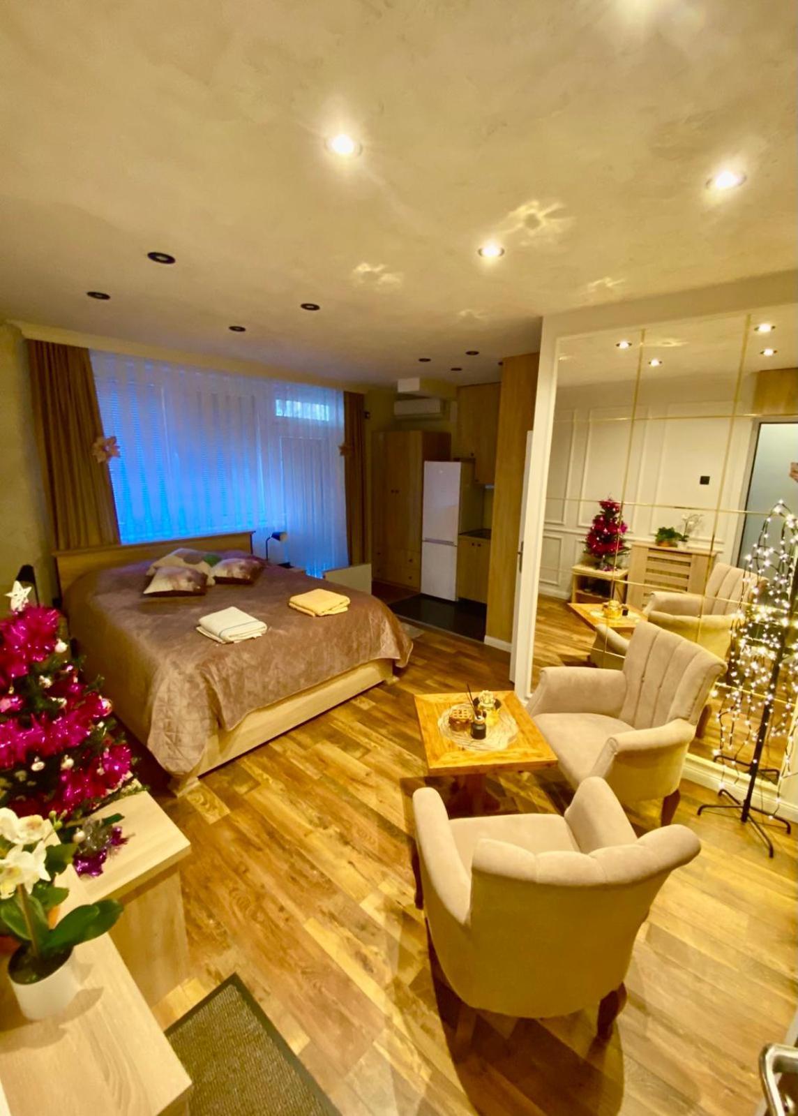 Santa Barbara Apartment เบลเกรด ภายนอก รูปภาพ