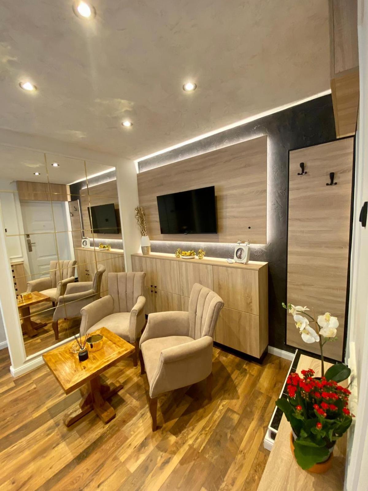 Santa Barbara Apartment เบลเกรด ภายนอก รูปภาพ